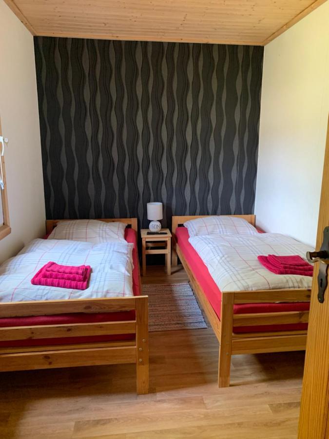 Pension Lausa Екстер'єр фото
